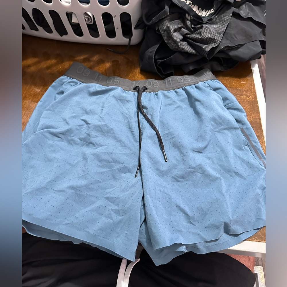 Nike 5 inch tech shorts